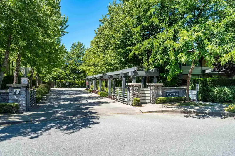 26 2603 162 STREET - photo 2 of 40