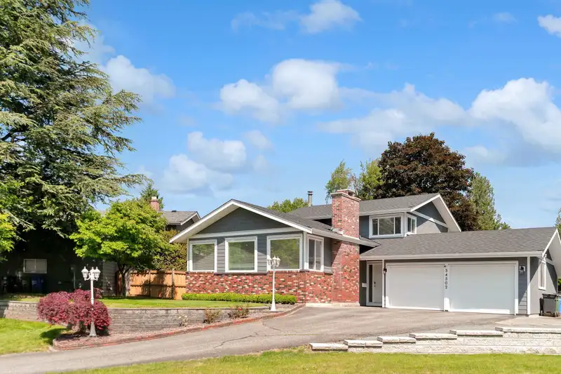 34502 BLATCHFORD WAY - photo 1 of 32