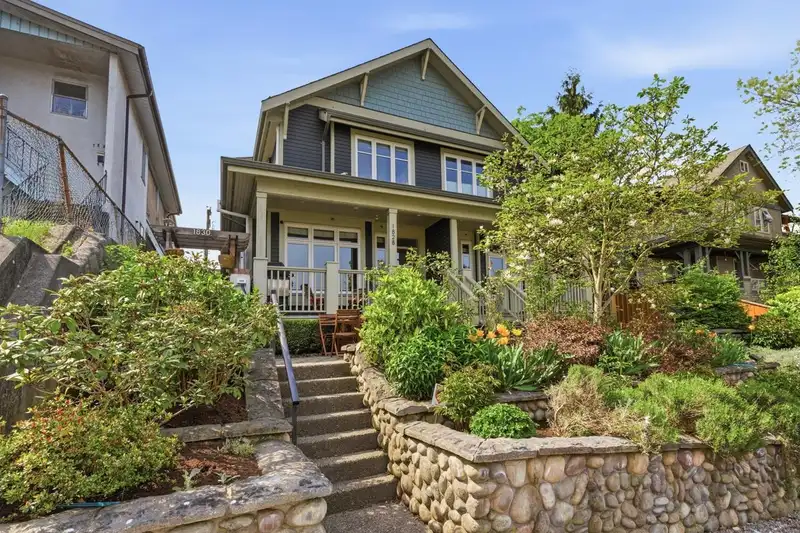 1828 E GEORGIA STREET - photo 1 of 38