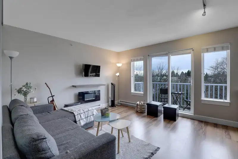 408 12283 224TH STREET - photo 1 of 26