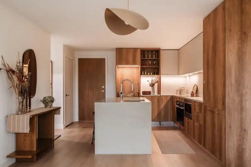 419 133 W 49TH AVENUE - photo 3 of 9