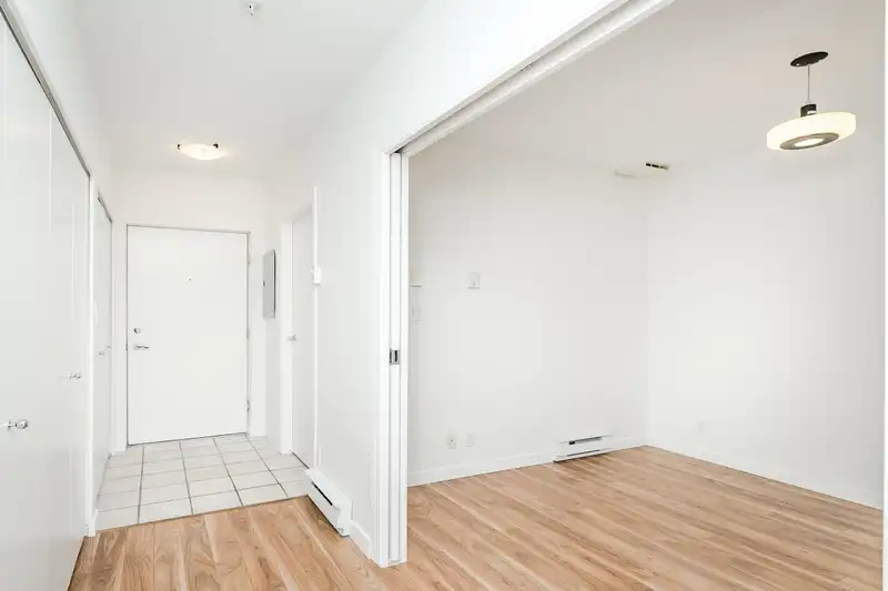 206 1688 CYPRESS STREET - photo 4 of 27
