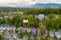 3864 W 29TH AVENUE - thumbnail 2