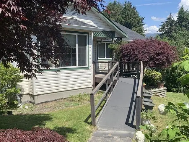 5693 PORPOISE BAY ROAD - photo 3 of 38
