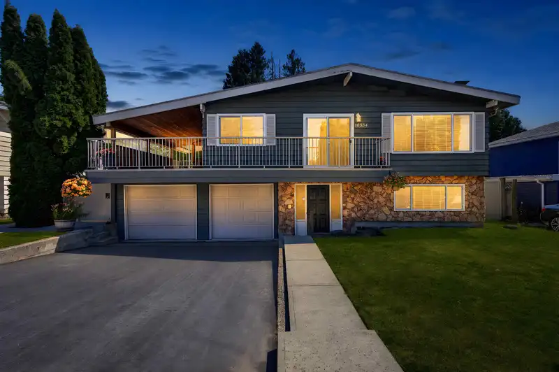 10834 84 AVENUE - photo 3 of 40
