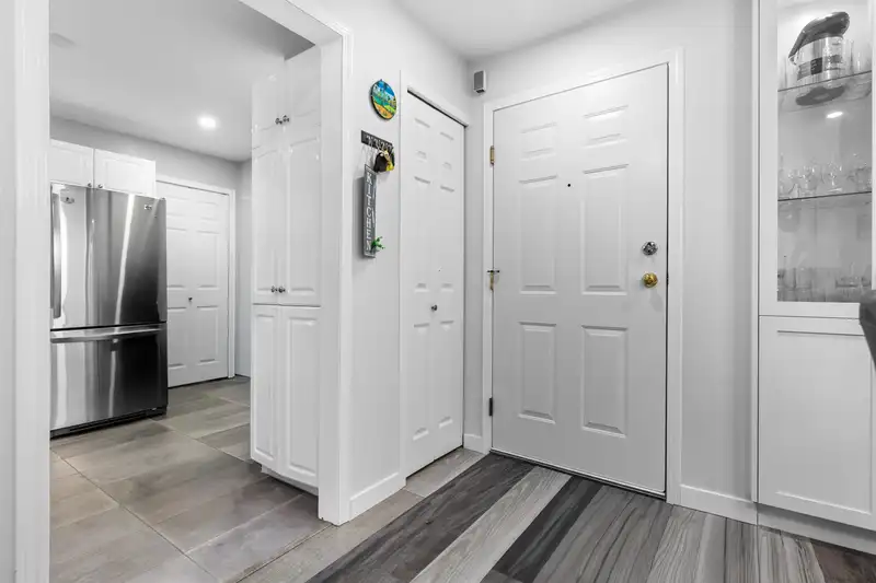 105 12125 75A AVENUE - photo 4 of 26