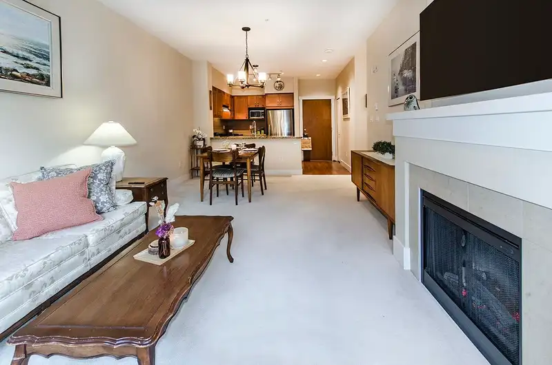 106 1111 E 27TH STREET - photo 3 of 34