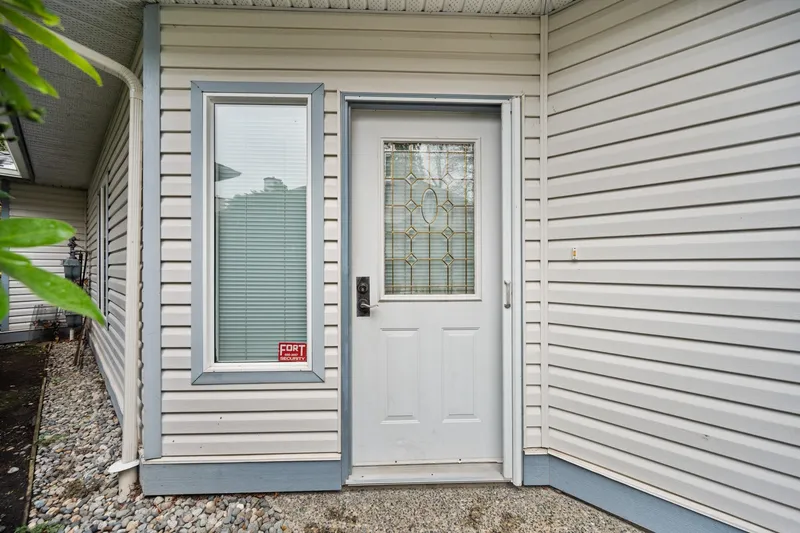 41 21579 88B AVENUE - photo 4 of 25