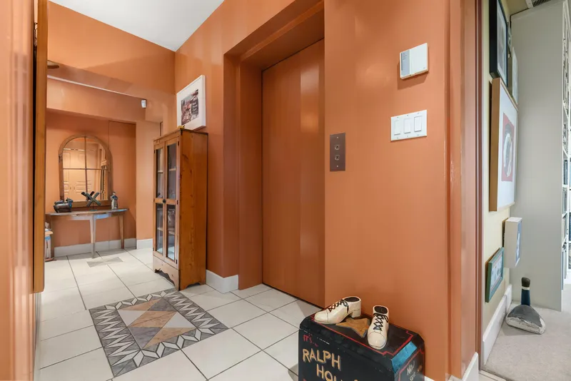 8 2838 BIRCH STREET - photo 3 of 25