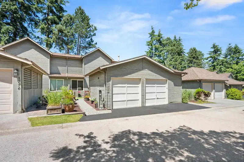 1774 LILAC DRIVE - photo 1 of 40