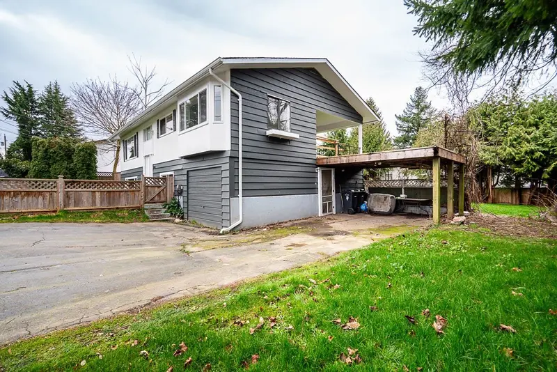 2995 268A STREET - photo 2 of 25