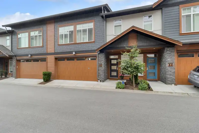 63 17033 FRASER HIGHWAY - photo 1 of 12