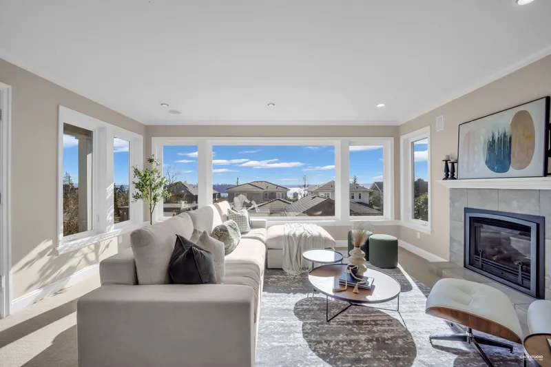 1460 NELSON AVENUE - photo 3 of 25