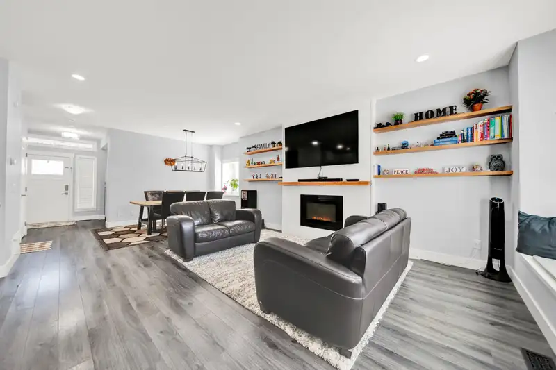 11155 240 STREET - photo 3 of 40