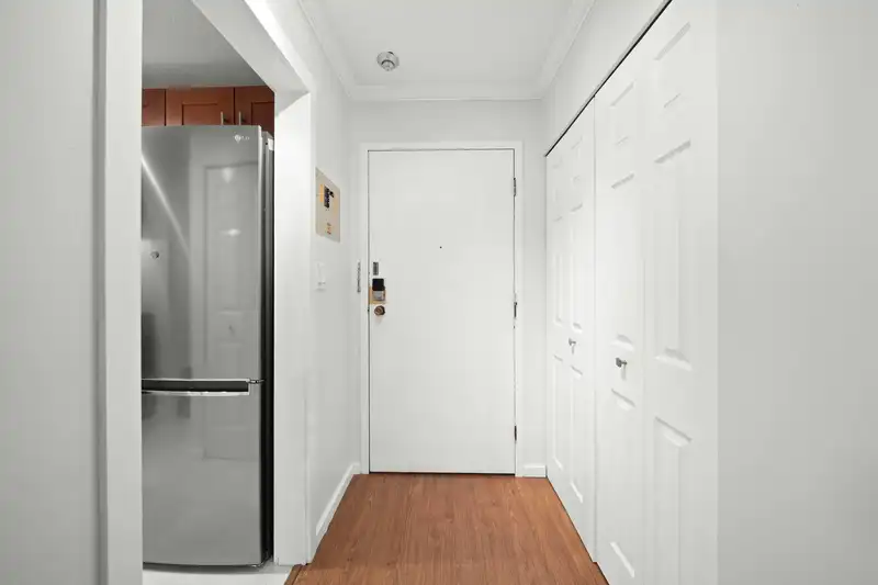 213 436 SEVENTH STREET - photo 3 of 22