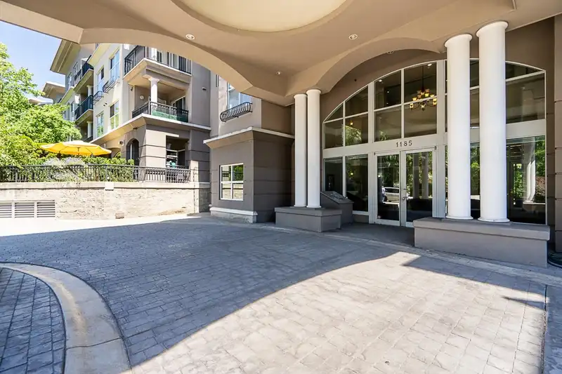 104 1185 PACIFIC STREET - photo 2 of 26