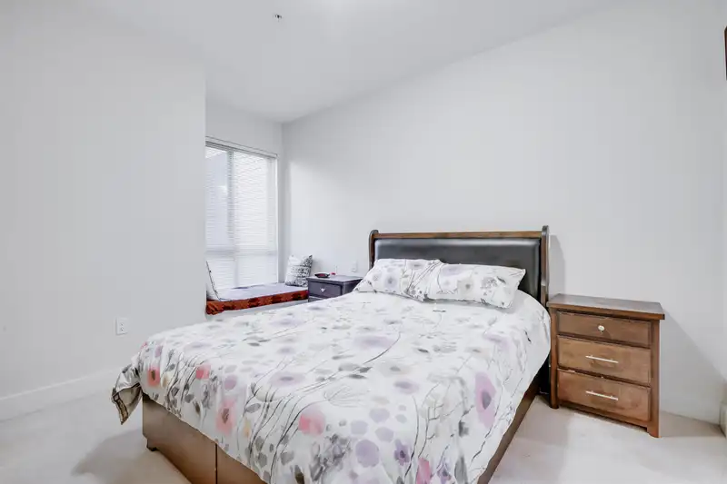 214 6688 120 STREET - photo 4 of 6