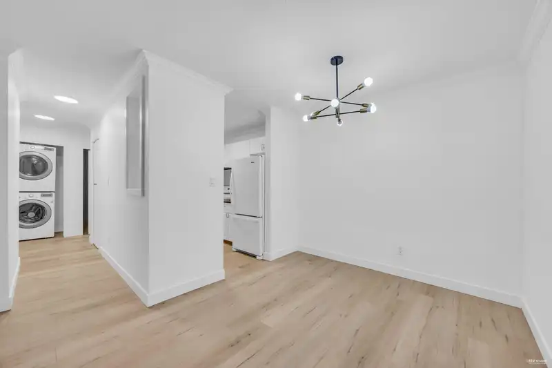 104 33598 GEORGE FERGUSON WAY - photo 1 of 14