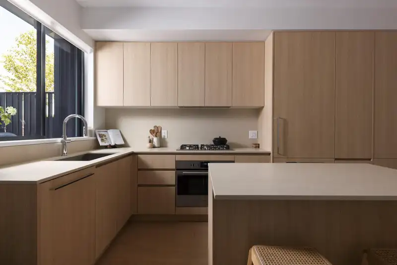 2407 N GRANDVIEW HIGHWAY - photo 3 of 16