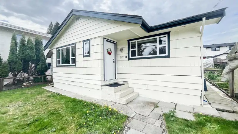931 SPERLING AVENUE - photo 1 of 35