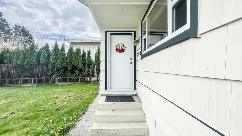 931 SPERLING AVENUE - photo 2 of 35