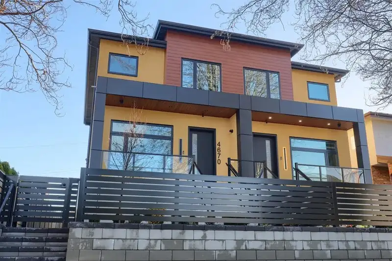 4670 TODD STREET - photo 1 of 40