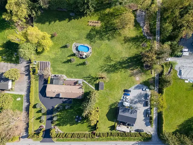 23742 68 AVENUE - photo 3 of 40