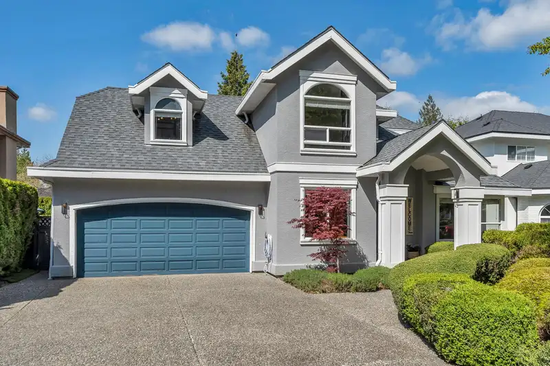 21137 43A AVENUE - photo 3 of 40