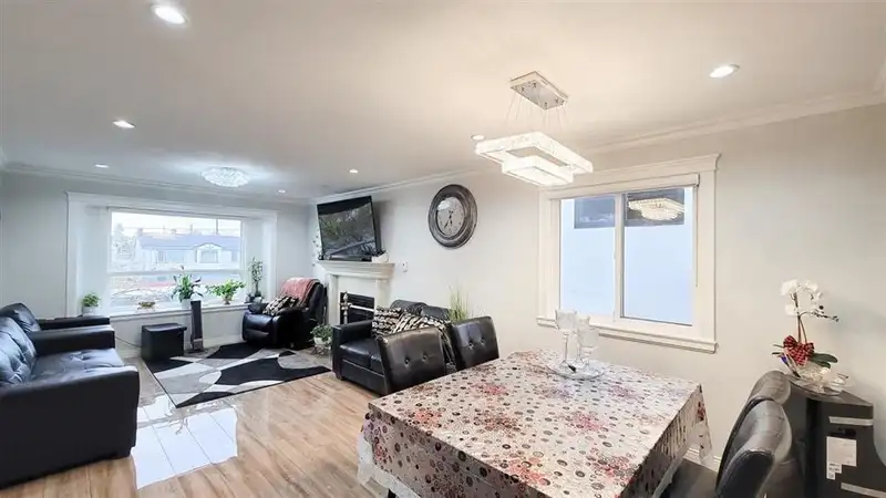 7480 MAIN STREET - photo 3 of 21