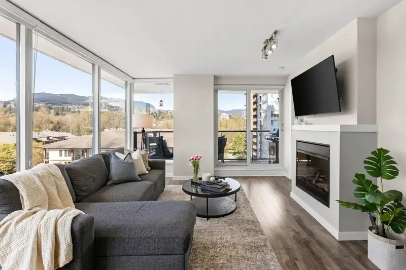 706 651 NOOTKA WAY - photo 4 of 40