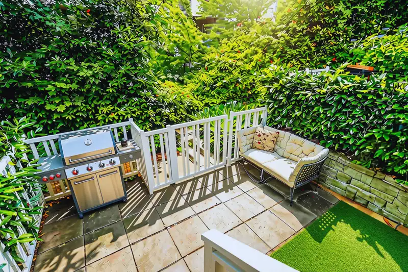 2866 SOTAO AVENUE - photo 2 of 38