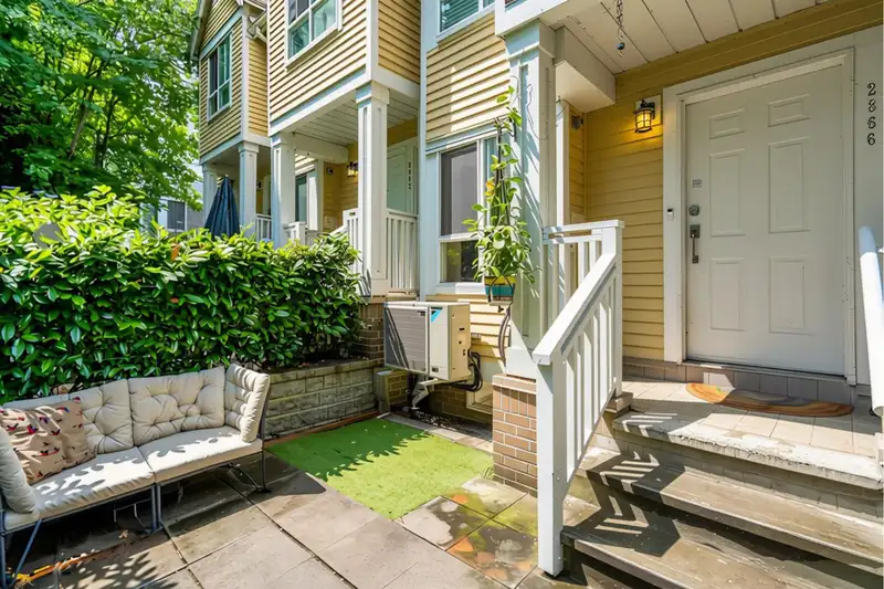 2866 SOTAO AVENUE - photo 3 of 38