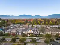 1 2541 E 2ND AVENUE - thumbnail 15