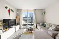 701 1100 HARWOOD STREET - thumbnail 11