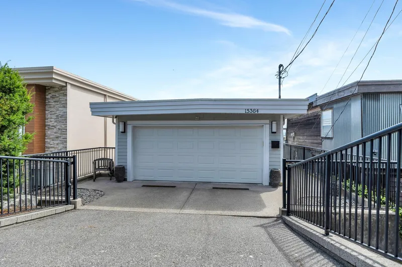 15364 VICTORIA AVENUE STREET - photo 3 of 25