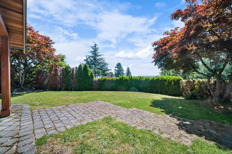 4246 ROCKRIDGE ROAD - photo 2 of 25