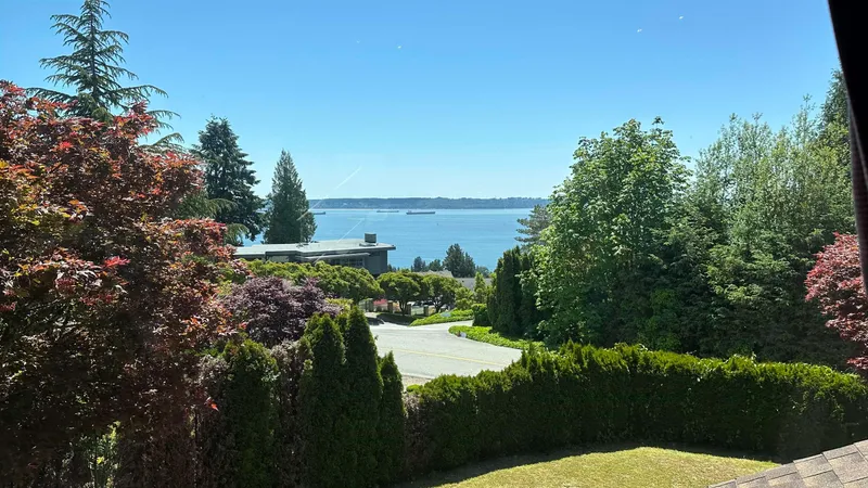 4246 ROCKRIDGE ROAD - photo 3 of 25