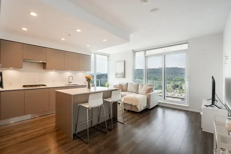 1510 3833 EVERGREEN PLACE - photo 3 of 36