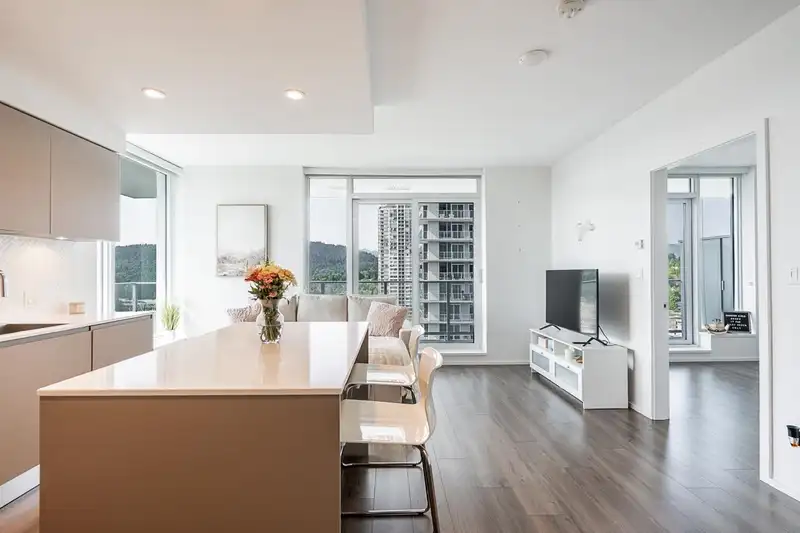 1510 3833 EVERGREEN PLACE - photo 4 of 36