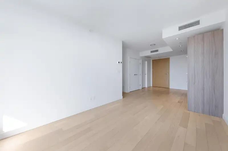 1206 4638 GLADSTONE STREET - photo 3 of 21