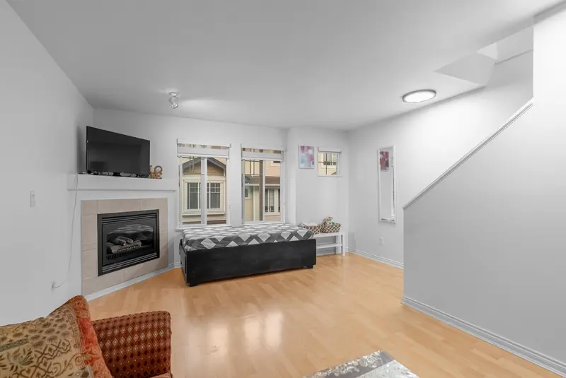 56 6533 121 STREET - photo 3 of 25