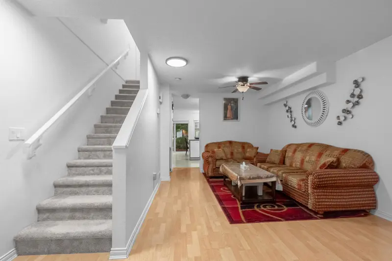 56 6533 121 STREET - photo 4 of 25