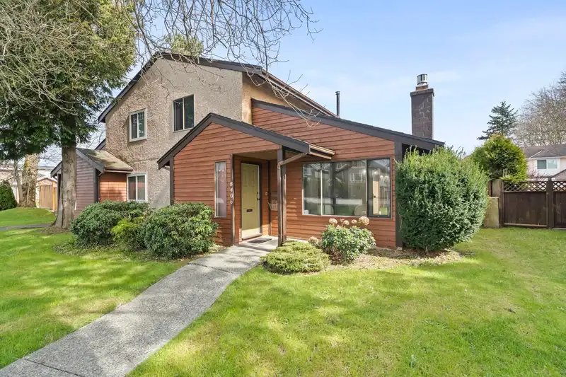 8406 NO. 1 ROAD - photo 1 of 22