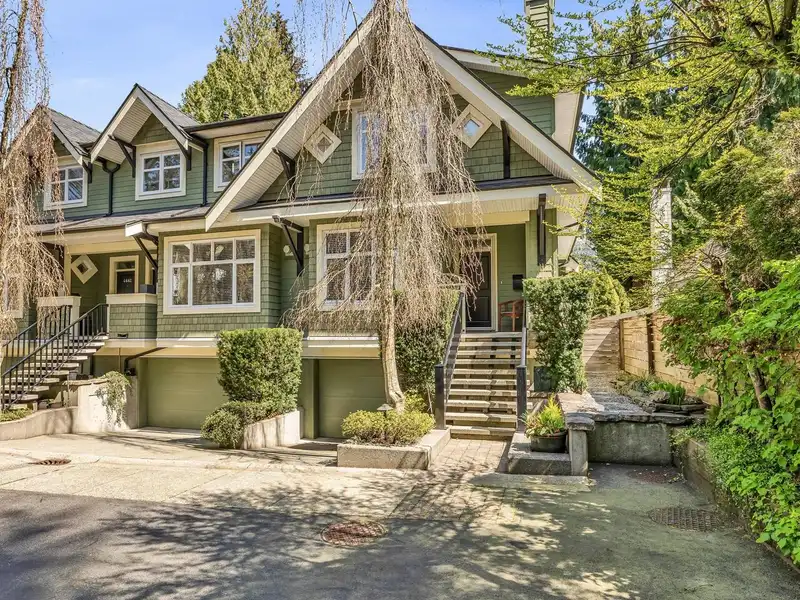 4658 CAPILANO ROAD - photo 1 of 37