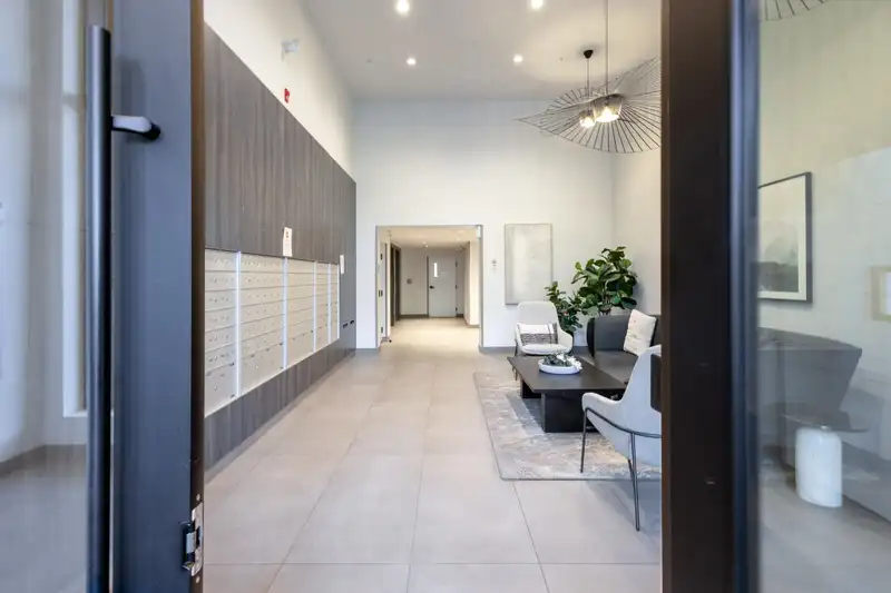 214 3131 MURRAY STREET - photo 3 of 29