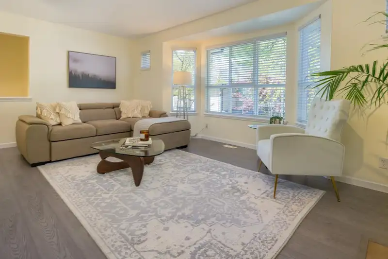 14 241 PARKSIDE DRIVE - photo 4 of 40