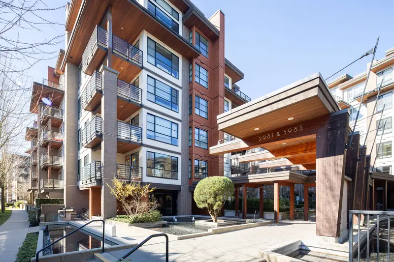 518 5983 GRAY AVENUE - photo 2 of 25