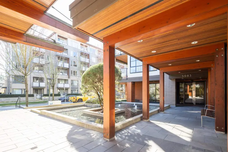 518 5983 GRAY AVENUE - photo 4 of 25