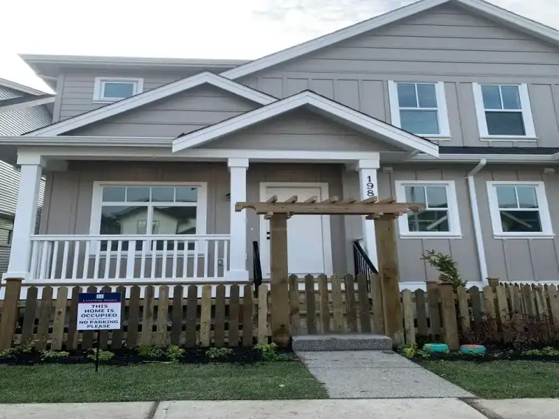 19808 75A AVENUE - photo 1 of 29