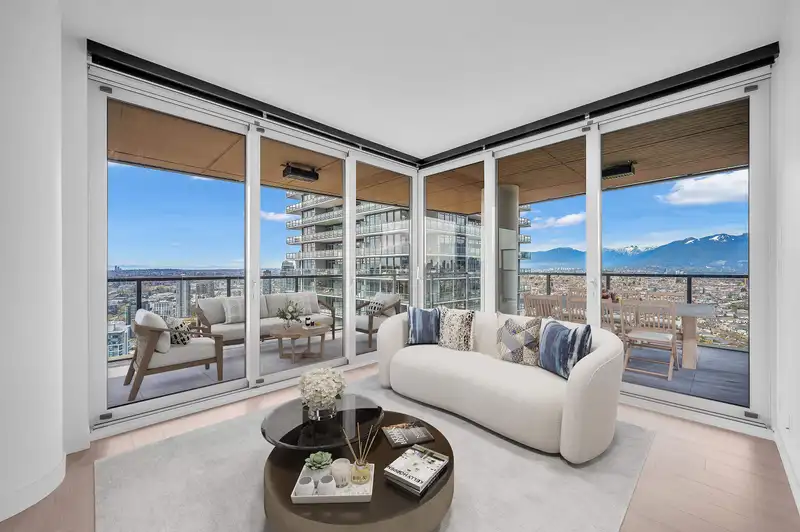 4202 4880 LOUGHEED HIGHWAY - photo 4 of 33